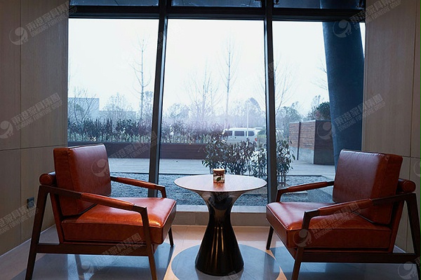 bandao sports酒店家具定制-实木椅子